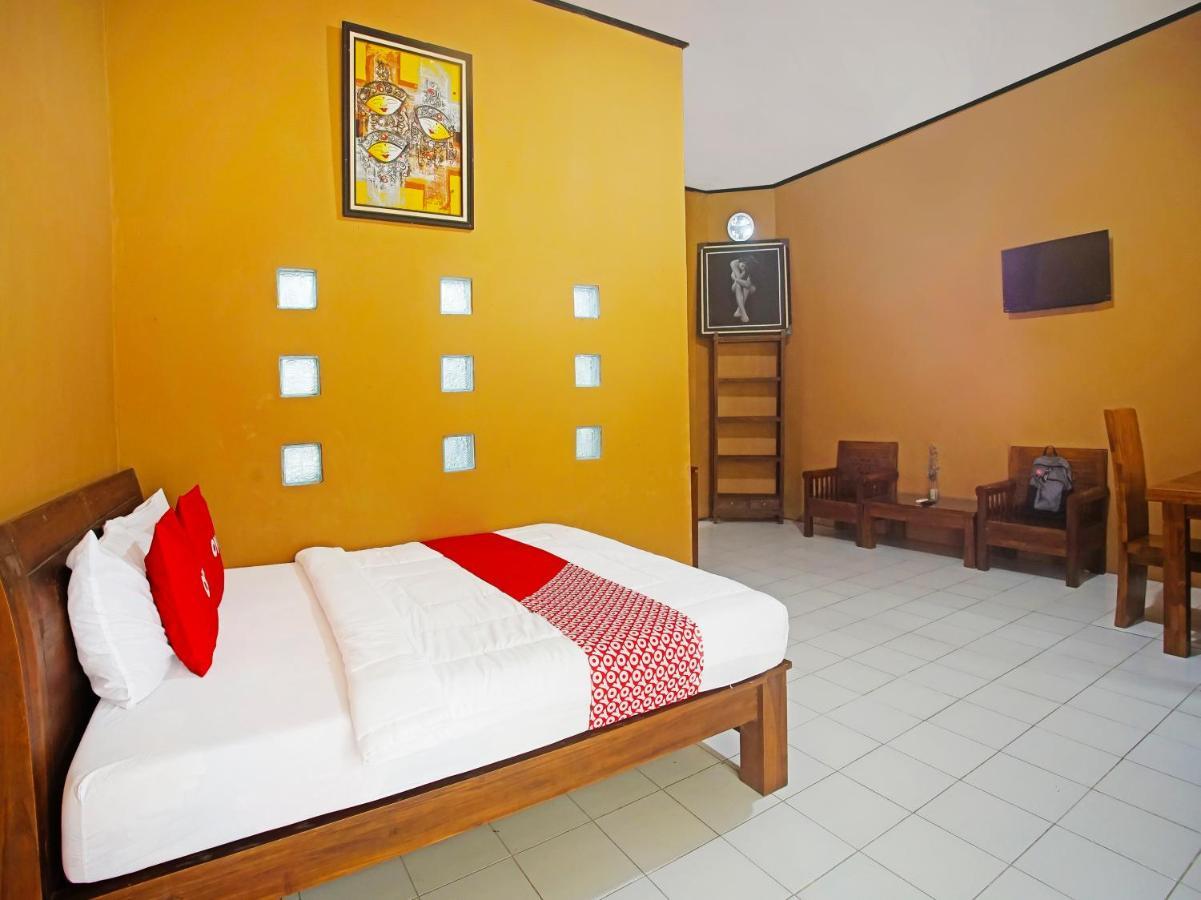 Oyo 90229 Fidel Caestro Homestay Kotadalem Exterior photo
